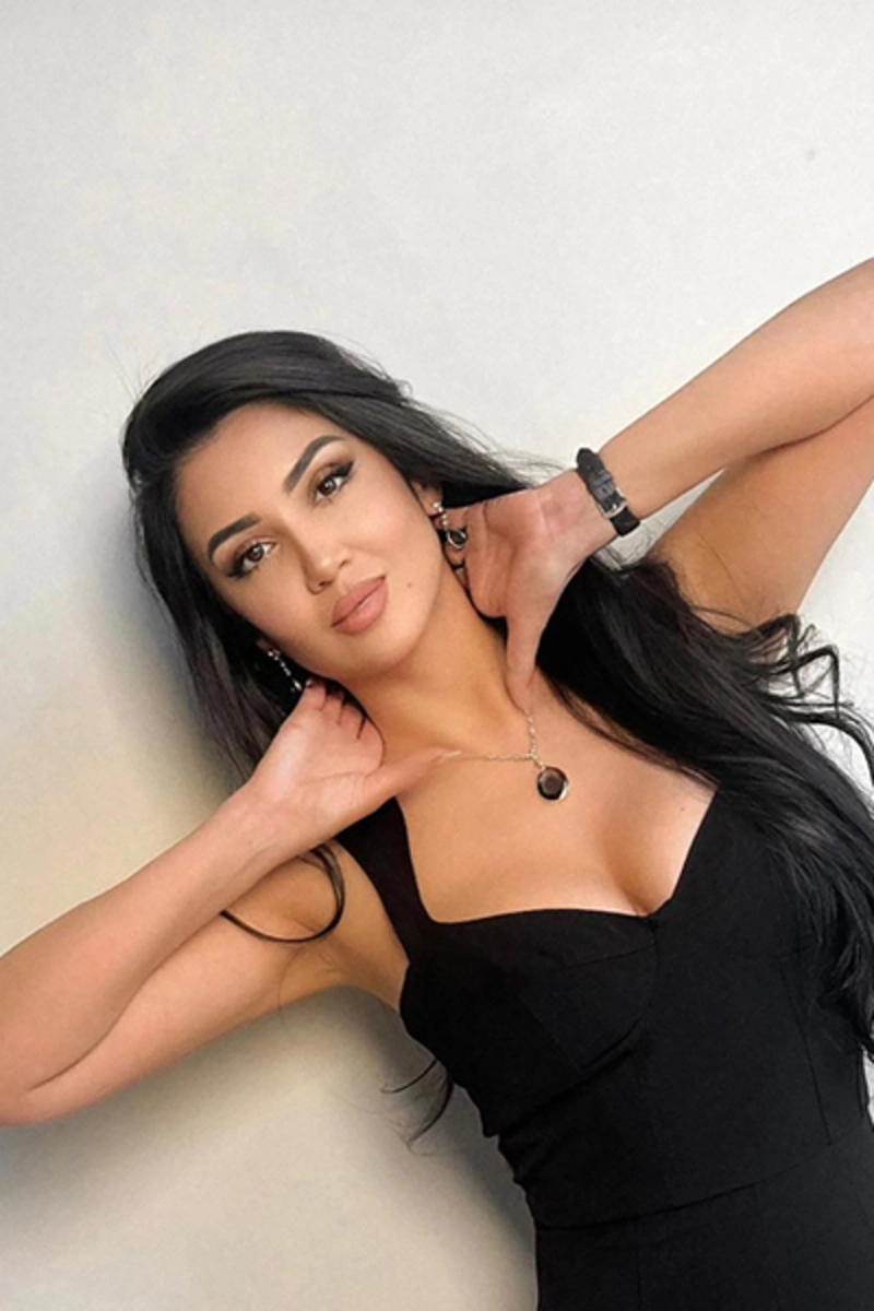 CAMELLIA escort in London