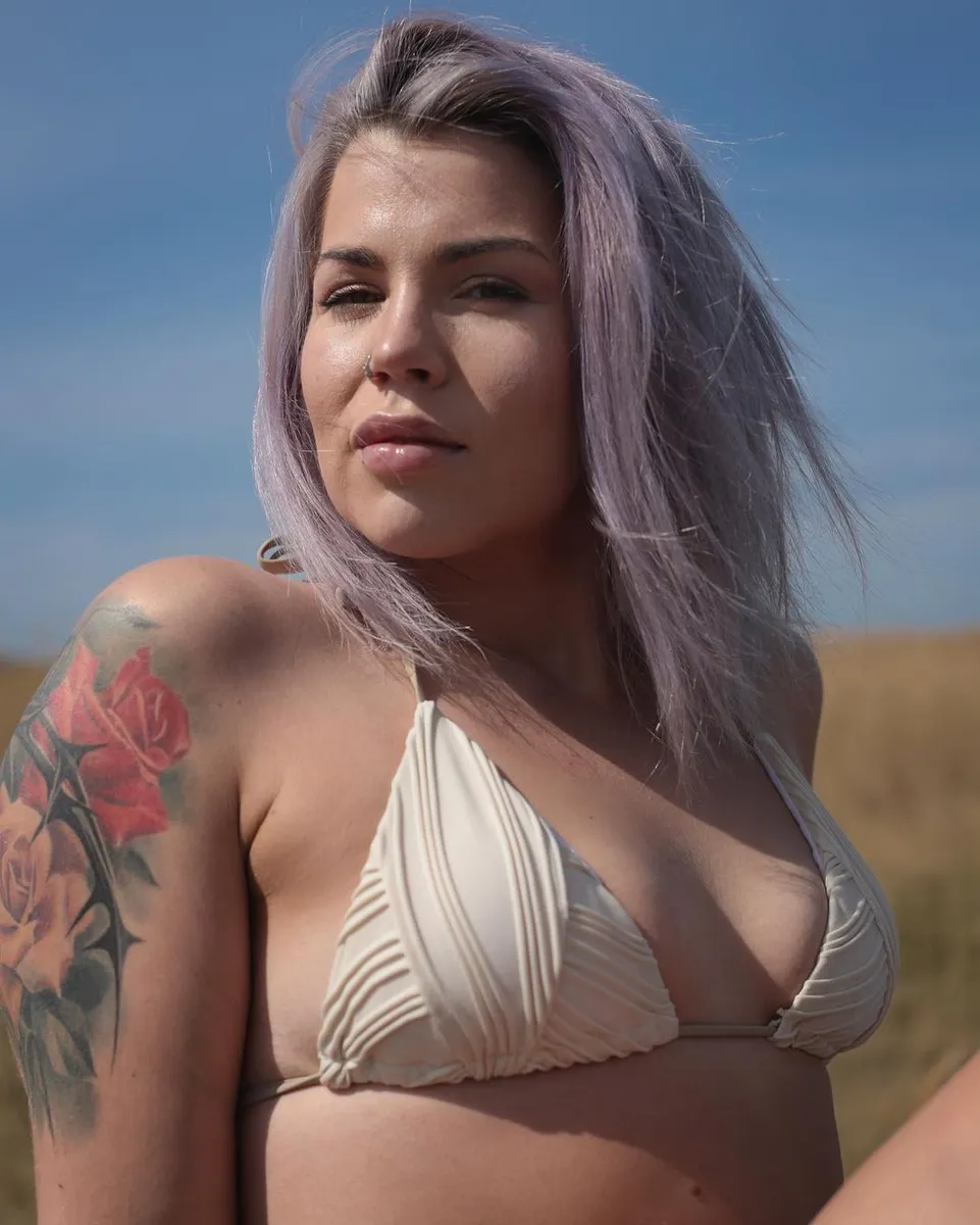 Ceinwen escort in London