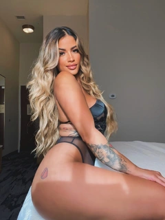 Chaya escort in London