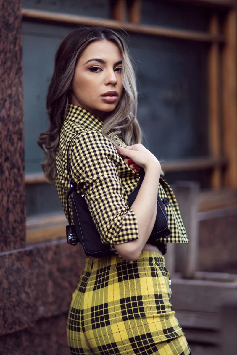 CHLOE escort in London