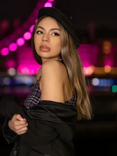 CHLOE escort in London