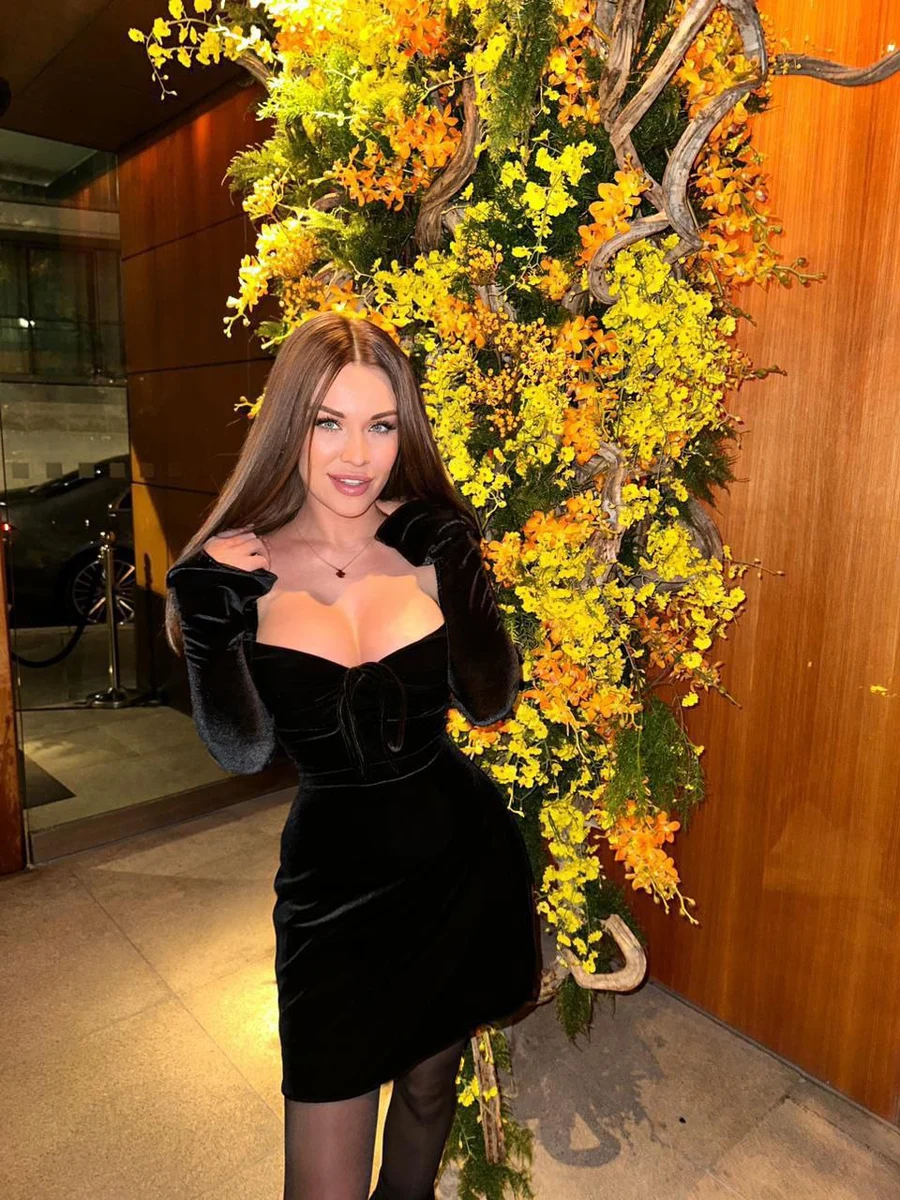 DANA escort in London