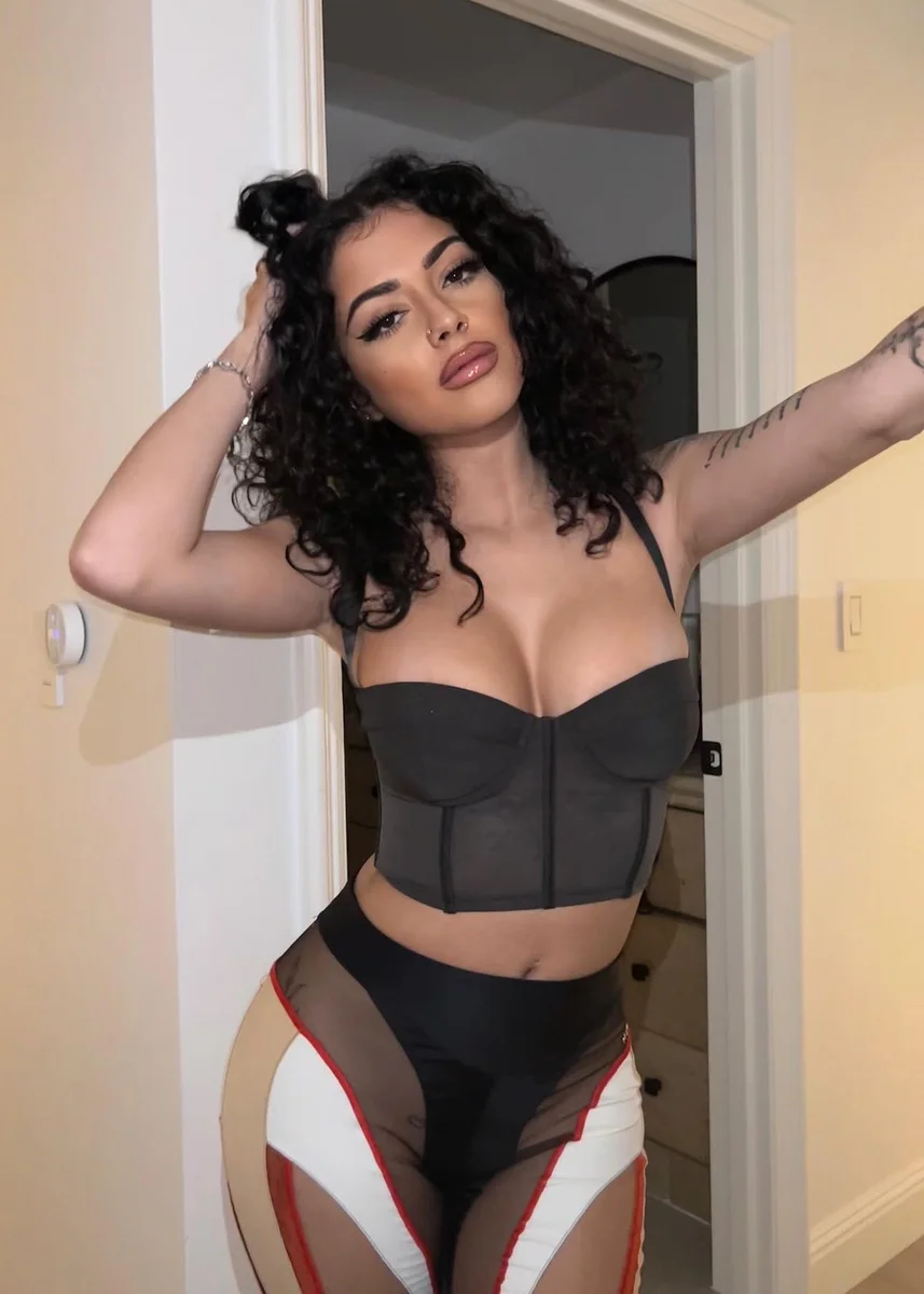 Dayana escort in London
