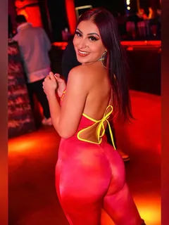 Ella escort in London