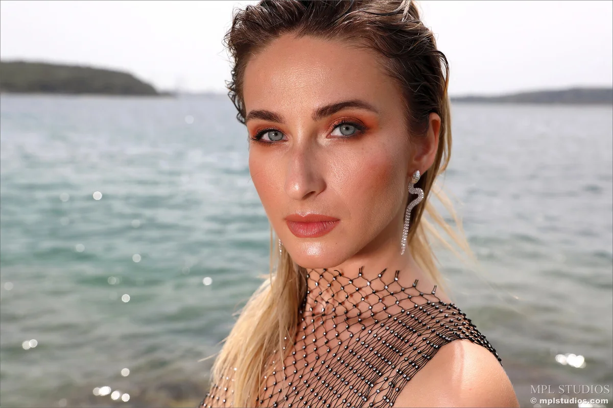 Emma escort in London