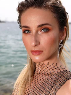 Emma escort in London