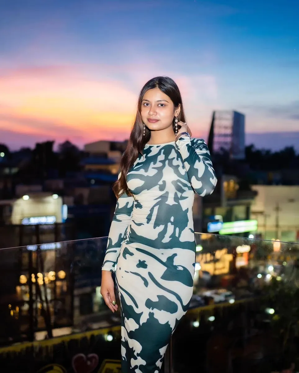 Ishika escort in London