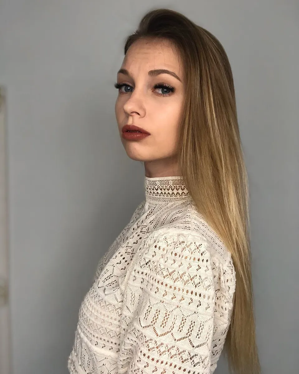 Karoline escort in London