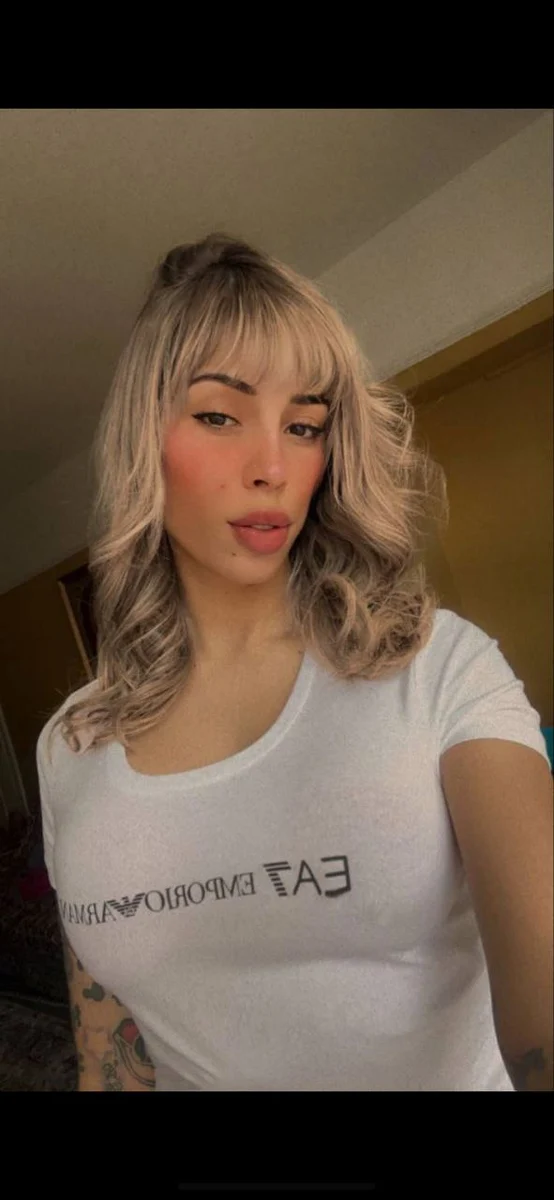 PAULA escort in London
