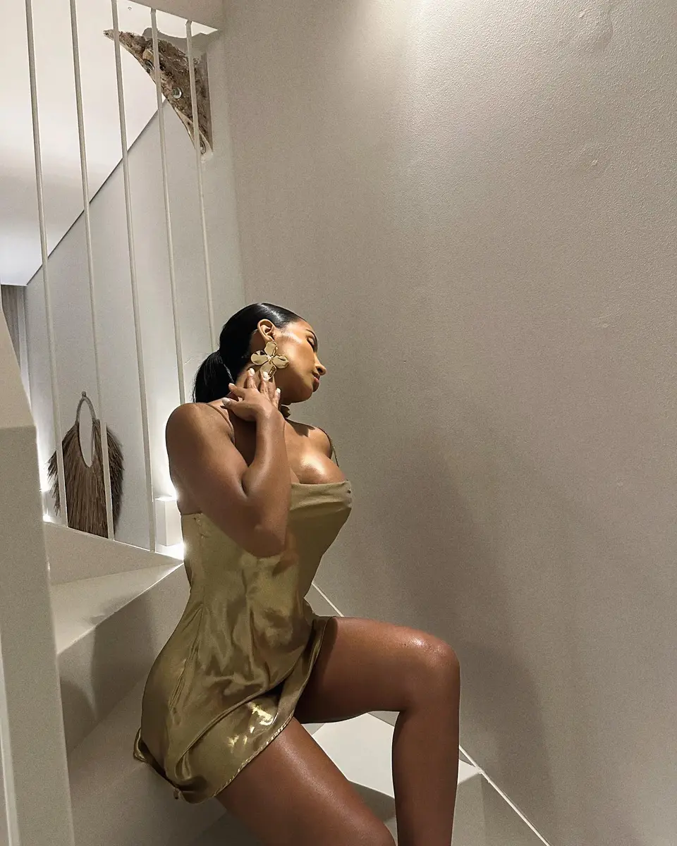 Zahra escort in London